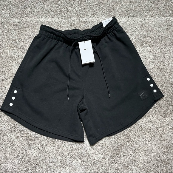 Nike fly basketball sweat shorts NWT medium Nike M - Picture 1 of 6